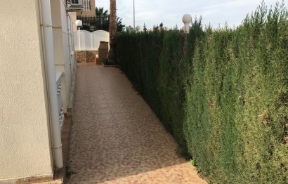 Resale - Villa - Los Alcazares - El Divino