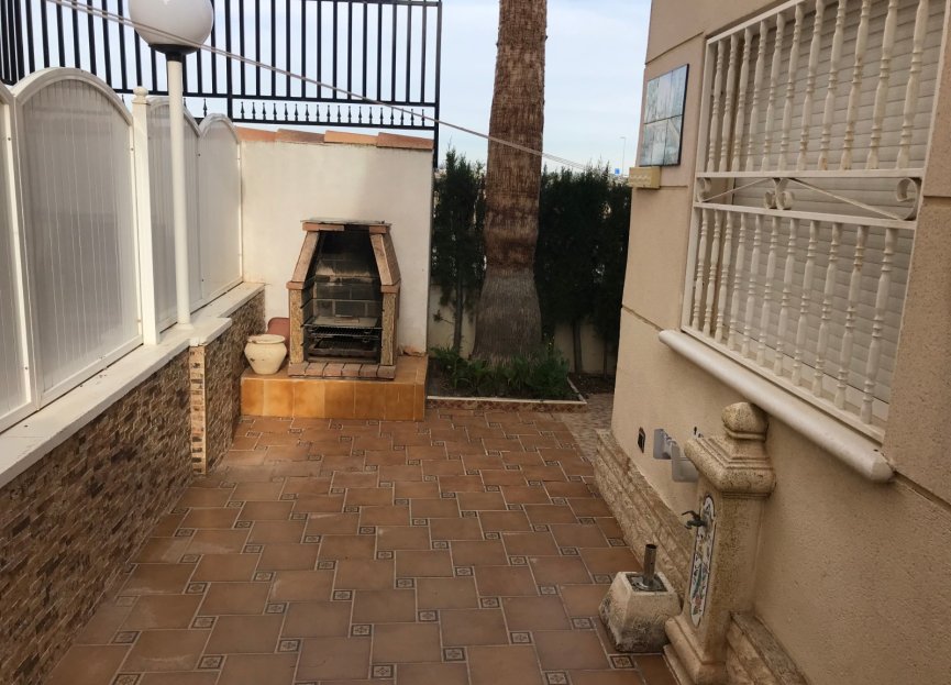 Resale - Villa - Los Alcazares - El Divino