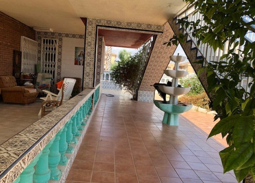 Resale - Villa - Los Alcazares - Punta Calera