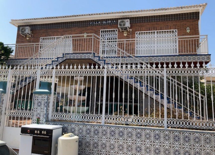 Resale - Villa - Los Alcazares - Punta Calera