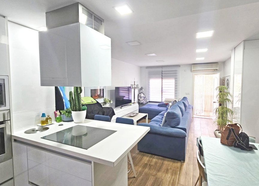 Resale - Apartment - Los Alcazares - Pueblo Patrica