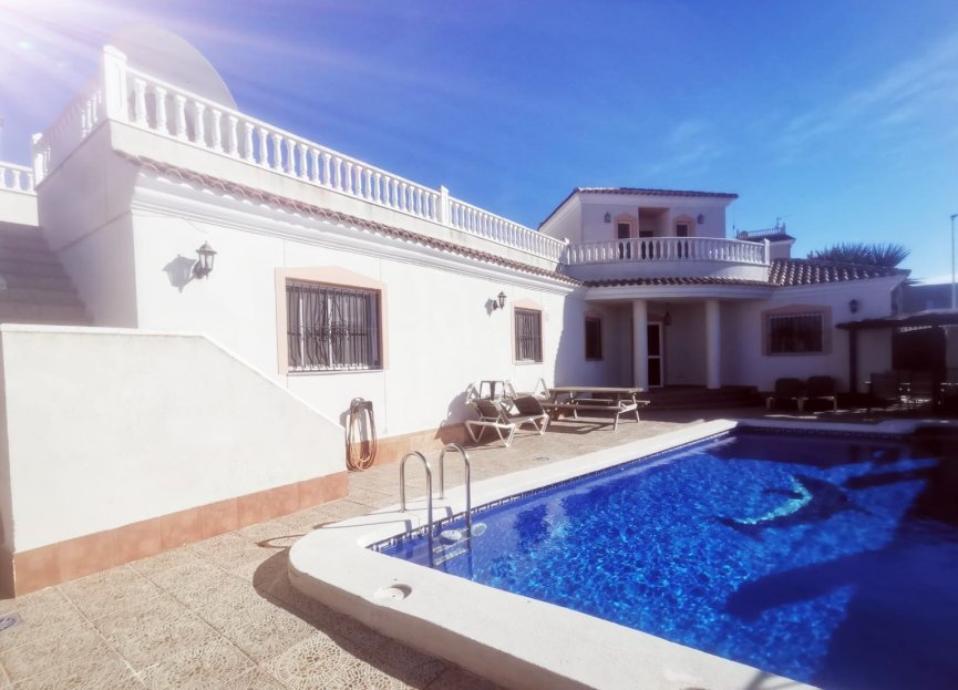 Resale - Villa - Los Alcazares - town