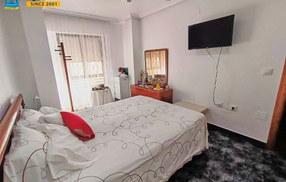 Resale - Apartment - Aguilas - - Centro  -