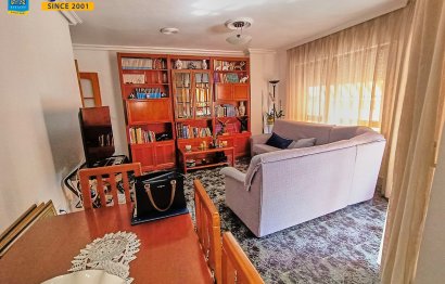 Resale - Apartment - Aguilas - - Centro  -