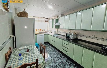 Resale - Apartment - Aguilas - - Centro  -