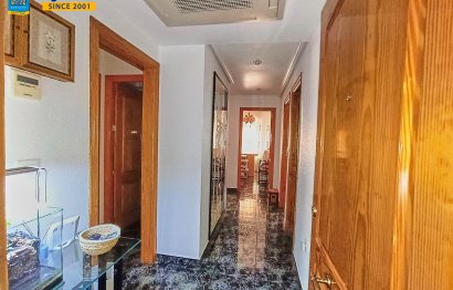 Resale - Apartment - Aguilas - - Centro  -