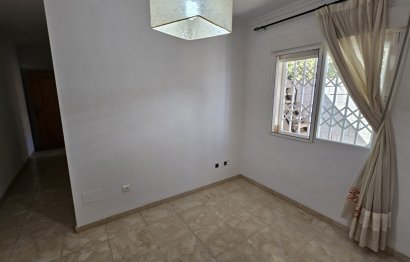 Resale - Villa - Aguilas - Center