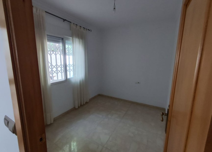 Resale - Villa - Aguilas - Center