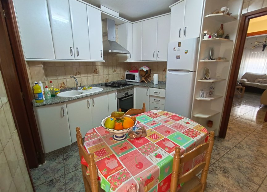 Resale - Apartment - Aguilas - Center