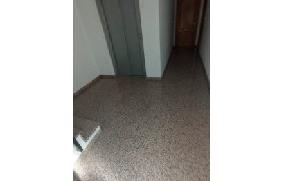 Resale - Apartment - Aguilas - Center