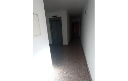 Resale - Apartment - Aguilas - Center