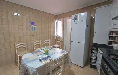 Resale - Apartment - Aguilas - Center