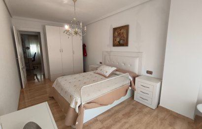 Resale - Apartment - Aguilas - Center