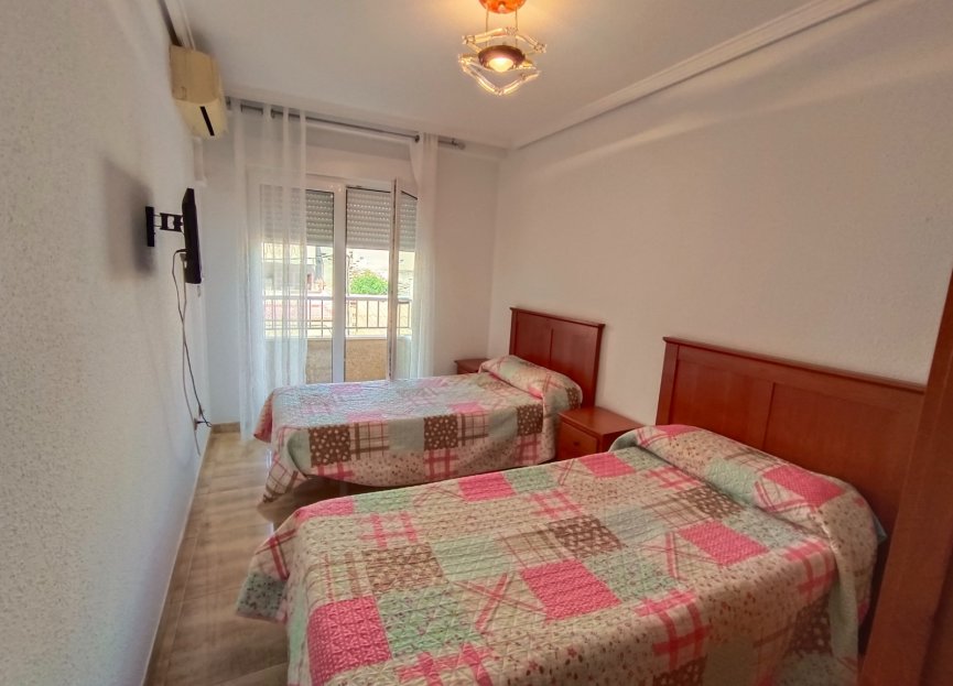 Resale - Apartment - Aguilas - Center