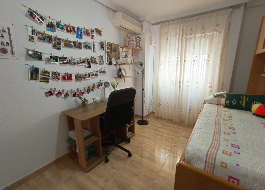 Resale - Apartment - Aguilas - Center