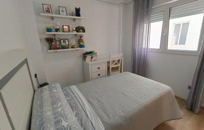 Resale - Apartment - Aguilas - Center