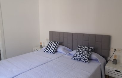 Resale - Apartment - Aguilas - Center