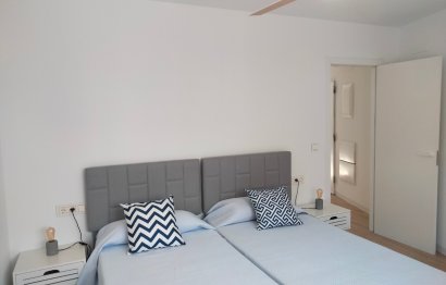 Resale - Apartment - Aguilas - Center