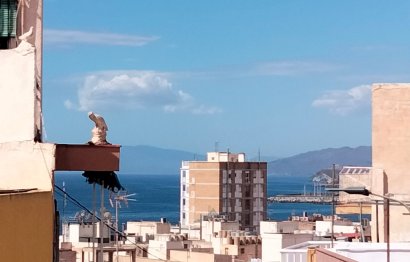 Resale - Apartment - Aguilas - Center