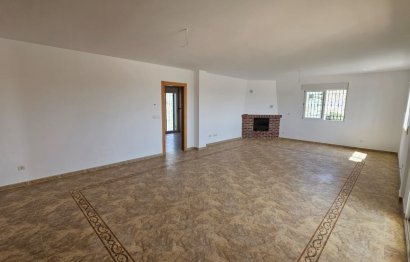 Resale - Villa - Lorca