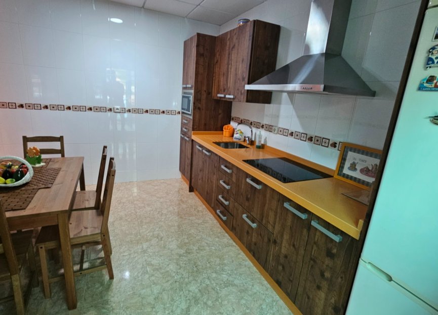 Resale - Villa - Aguilas - Center