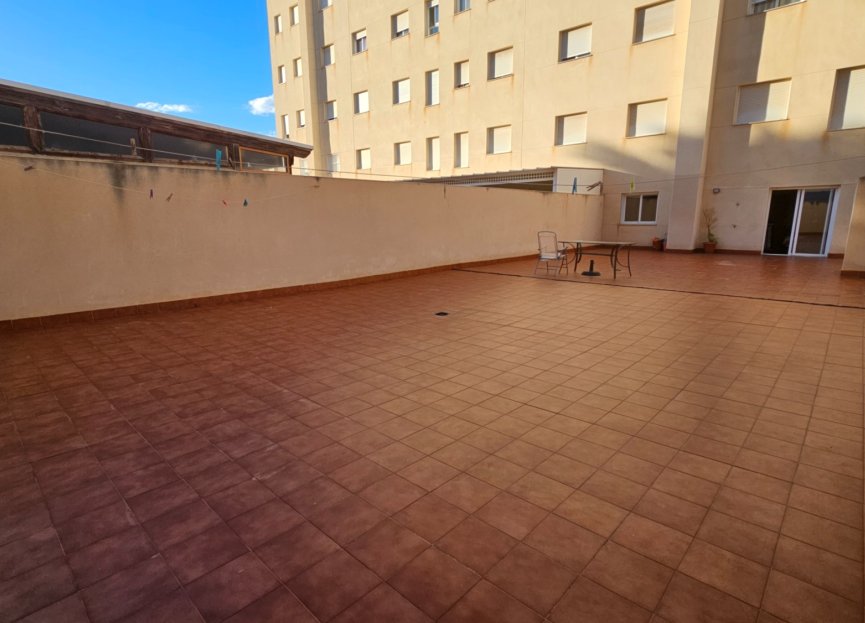 Resale - Apartment - Aguilas - Center