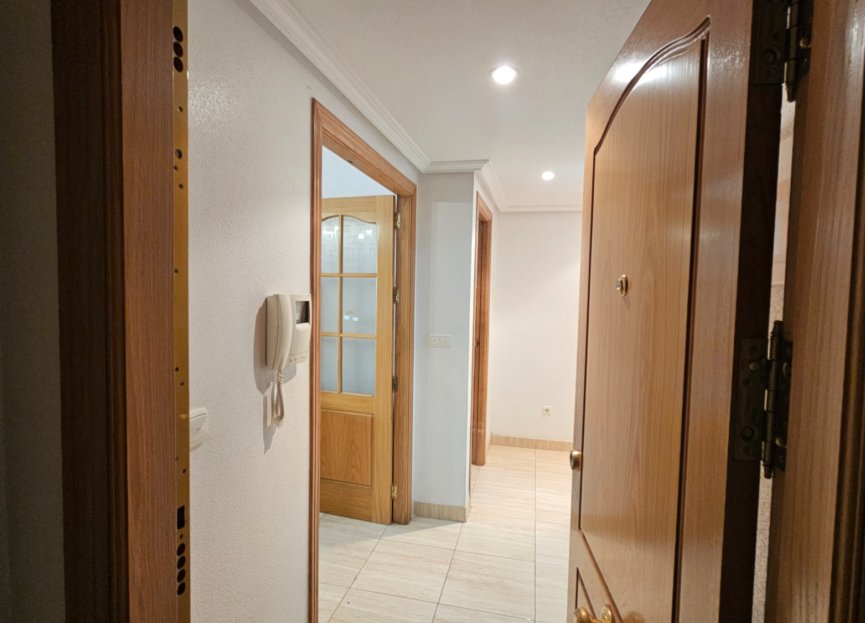 Resale - Apartment - Aguilas - Center