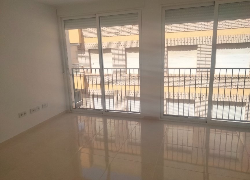 Resale - Apartment - Aguilas - Center