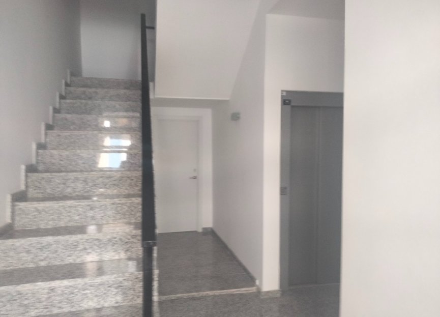 Resale - Apartment - Aguilas - Center