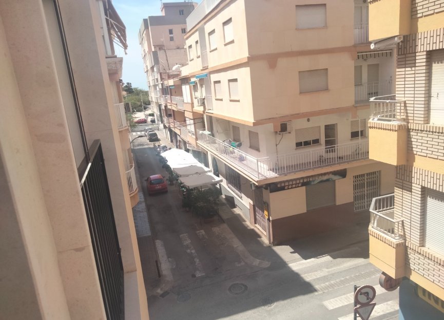 Resale - Apartment - Aguilas - Center