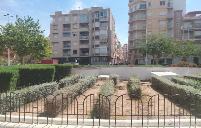 Resale - Apartment - Aguilas - Center