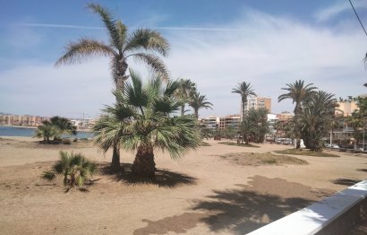 Resale - Apartment - Aguilas - Center