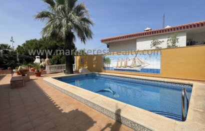 Resale - Villa - Los Urrutias - El Carmoli