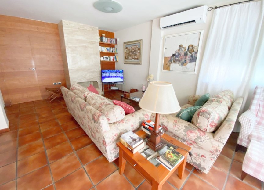 Resale - Villa - Los Alcazares