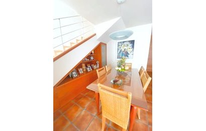 Resale - Villa - Los Alcazares