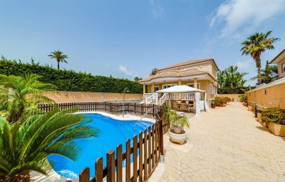 Resale - Villa - San Javier