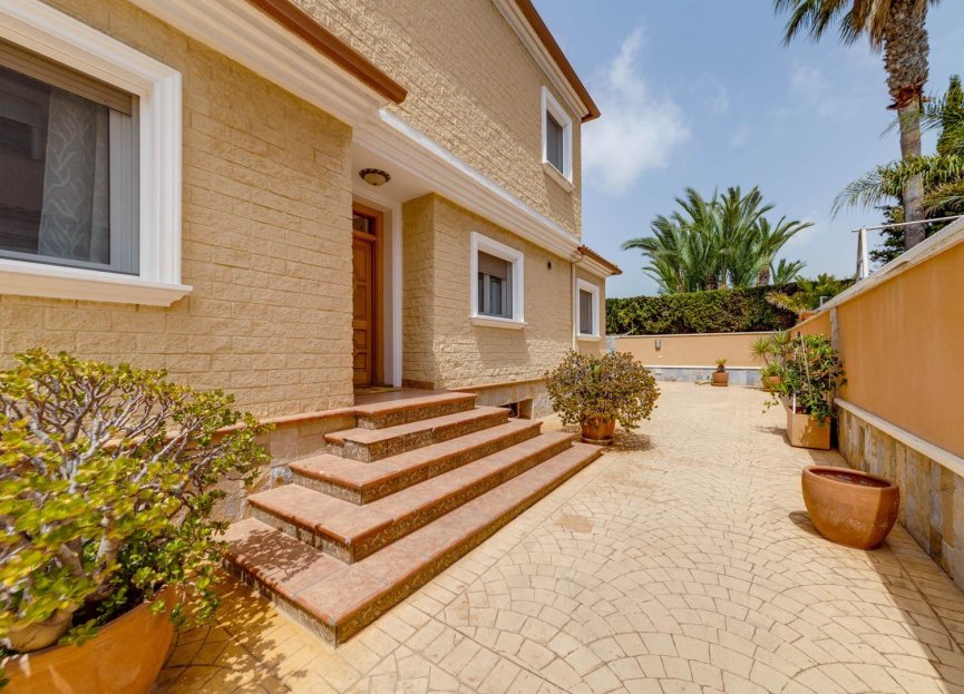 Resale - Villa - San Javier