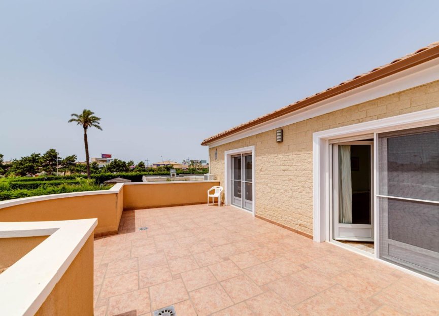 Resale - Villa - San Javier