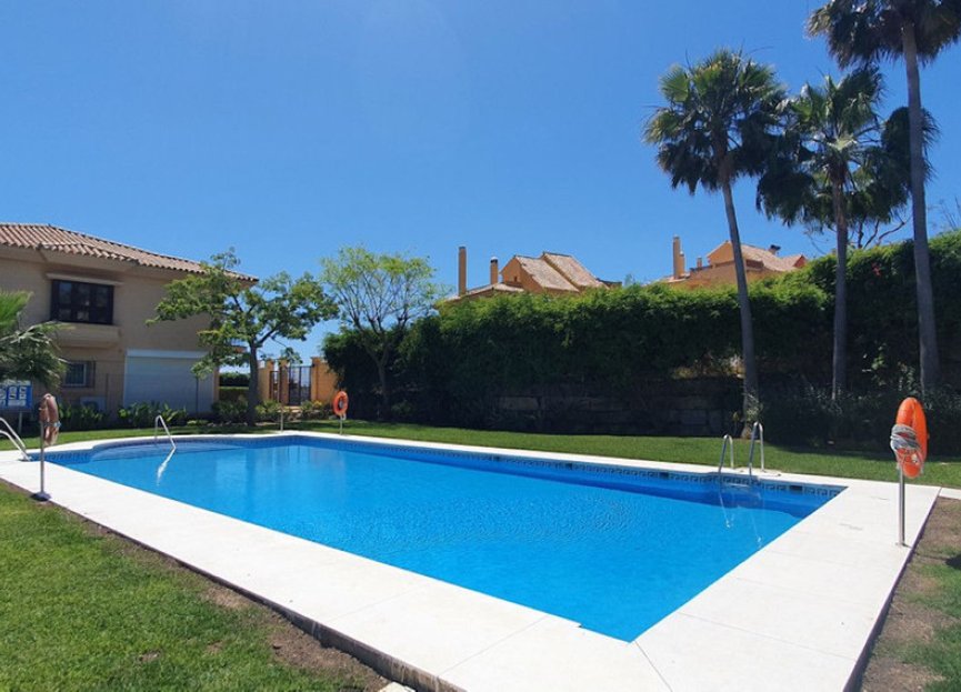 Resale - House - Riviera del Sol