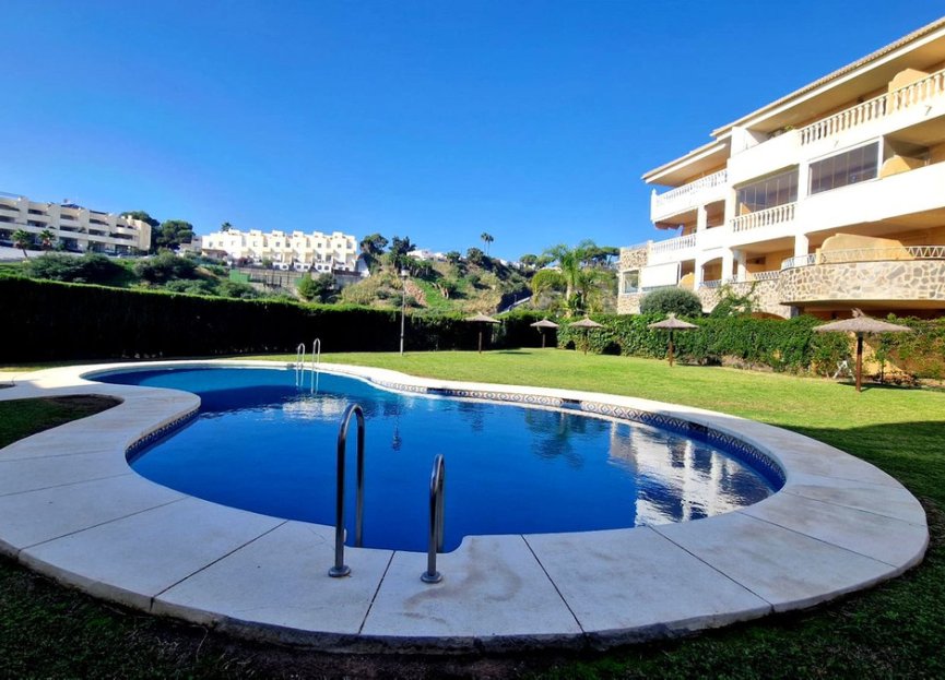 Reventa - Apartment - Carvajal