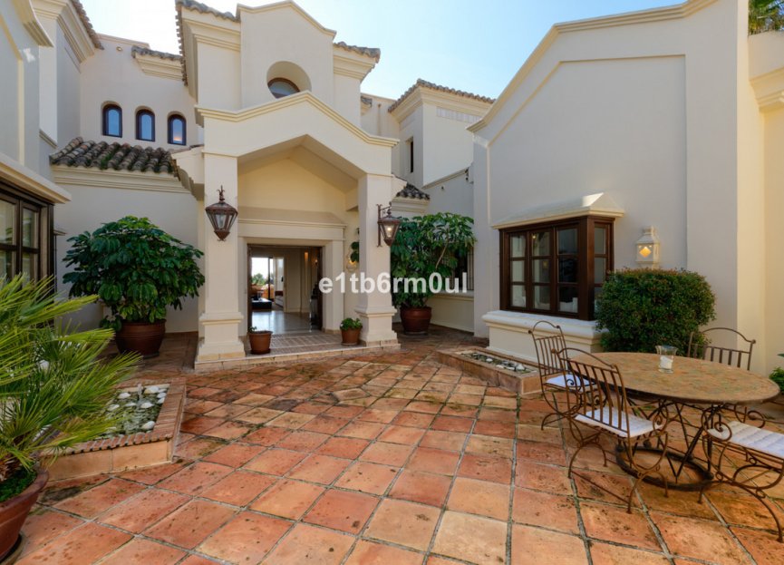 Resale - House - Detached Villa - Marbella - The Golden Mile