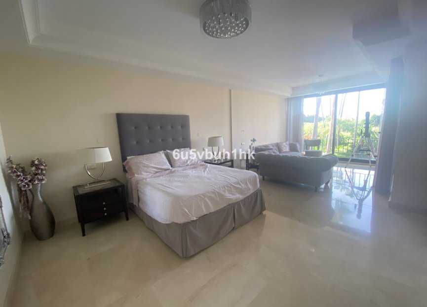 Resale - House - Detached Villa - Marbella - Puerto Banús