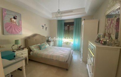 Resale - House - Detached Villa - Marbella - Puerto Banús