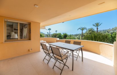 Resale - Apartment - Middle Floor Apartment - Marbella - Nueva Andalucia