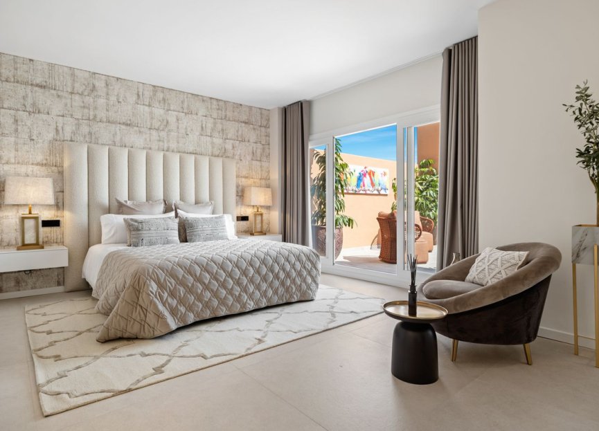 Resale - Apartment - Penthouse - Marbella - Nueva Andalucia