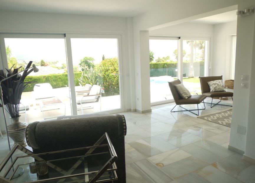 Resale - Apartment - Duplex - Marbella - Nueva Andalucia