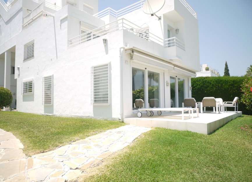 Resale - Apartment - Duplex - Marbella - Nueva Andalucia