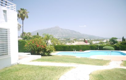 Resale - Apartment - Duplex - Marbella - Nueva Andalucia