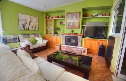 Resale - House - Detached Villa - Estepona - El Padron