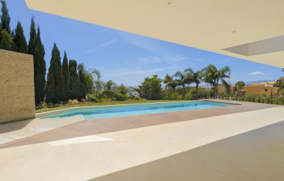 Resale - House - Detached Villa - Benalmádena - Benalmadena Costa